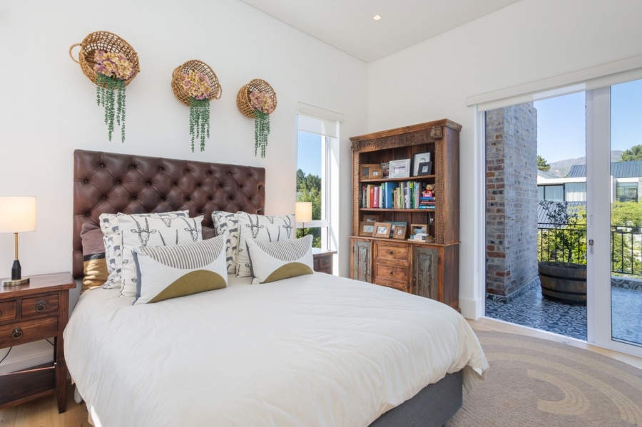 4 Bedroom Property for Sale in Val De Vie Estate Western Cape